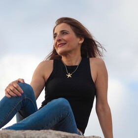 Esther Quiles 