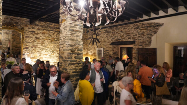 Discounted ticket + supporter mention