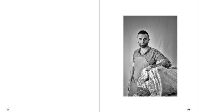 Photobook + 2 Print