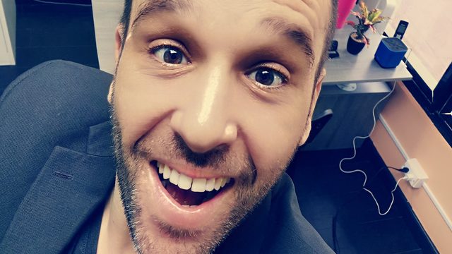 LIBRO EN FORMATO DIGITAL + VÍDEO PERSONALIZADO DE AGRADECIMIENTO