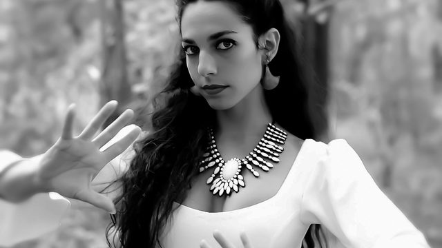 Mecena ¡Cogedme que me caigo!