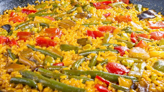 Ivane te hace una paella para dos + visionado anticipado del videoclip + nombre en los créditos