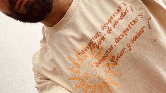 CAMISETA