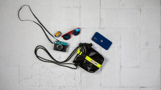 BOLSA PARA SMARTPHONE "ON-THE-GO POUCH"