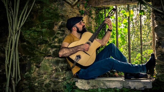 Clase de guitarra privada 1h