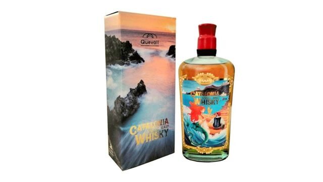 Edició especial Catalonia Single Malt Whisky amb contraetiqueta Mecenes