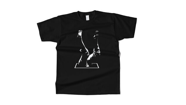 Camiseta NEGRA en talla S, M, L