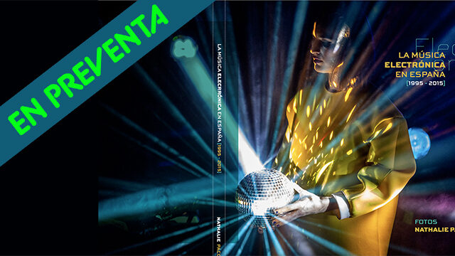 Un ejemplar del libro: La música electrónica en España