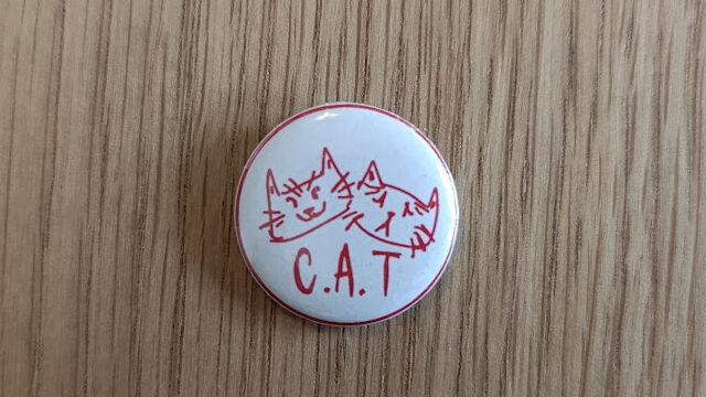 Pin logo CAT