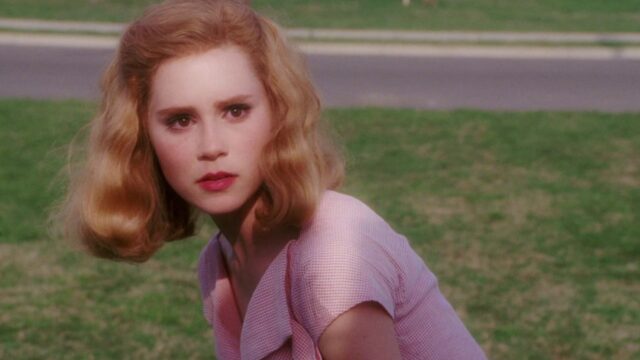 Entrada doble estrena, menció especial i pòster signat 