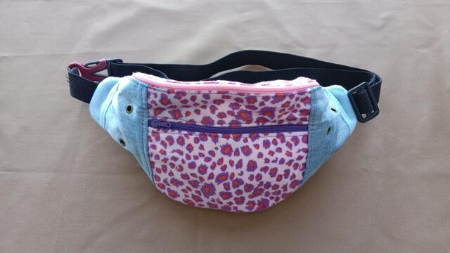 RIÑONERA PERSONALIZADA