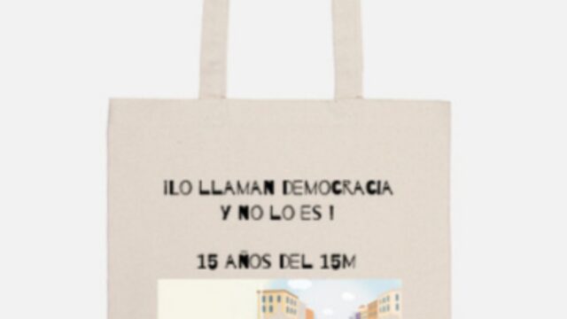 Libro y bolsa de tela ilustrada