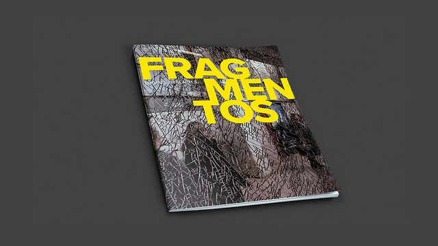 Ejemplar del fotozine FRAGMENTOS