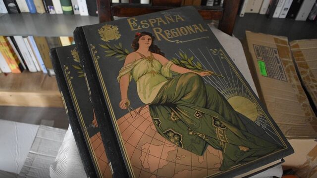 DOS LIBROS A ELEGIR