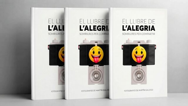 3 exemplars del llibre entregats en mà