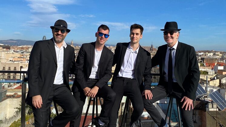 Primer disc de "Poker de canyes"