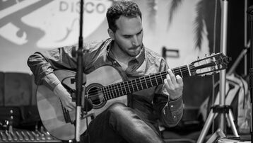 Nuevo álbum con música original de MARTÍN ESPADA