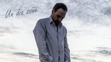 Colabora con Manel Belmonte  a su primer álbum musical.  