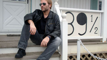 Forma parte del nuevo disco de George Mileson