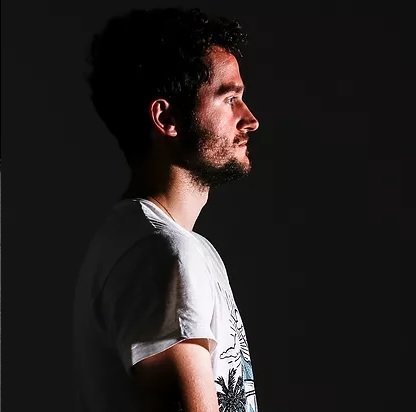 Entrevista a Samuel Fonfria:" Máscaras de Piel trata el racismo y el clasismo en la sociedad actual."