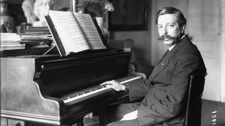 Enrique Granados al piano.