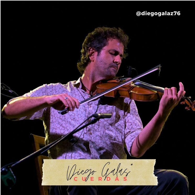 Una vez más, se cumplía mi sueño y esta gran persona a la que estaba acostumbrada a escuchar desde lejos y entre CDs de Quique González, sorprendentemente pasaba a ser parte de este equipazo que os presento.