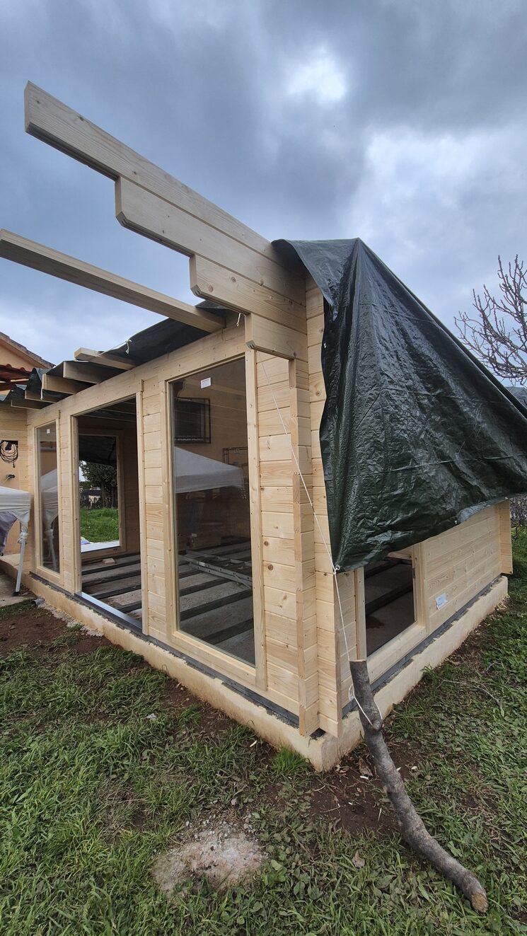 Hem agafat dies de molta pluja i hem hagut de treballar sota l’aigua i cobrir bé la construcció