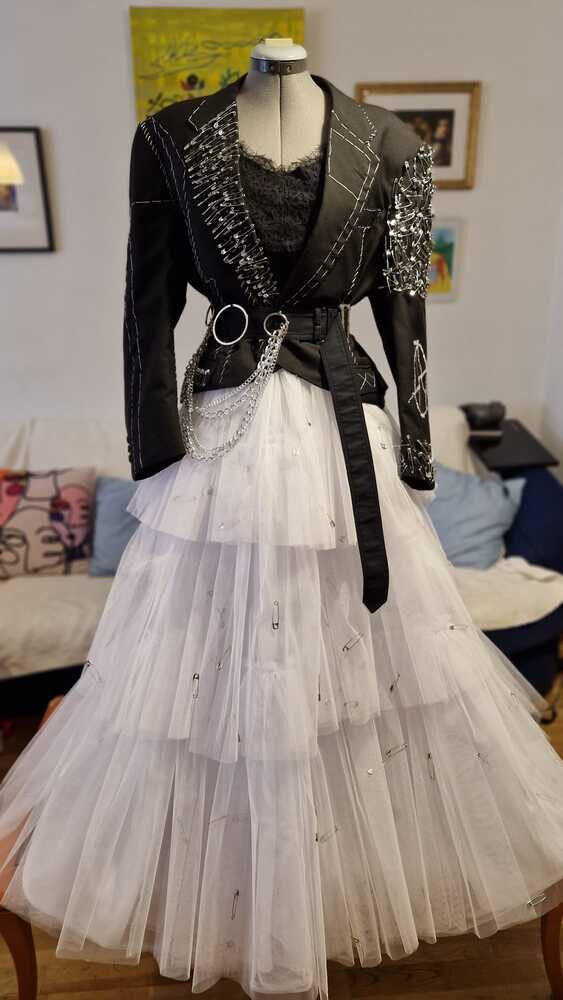 VESTUARIO DE FLECHA