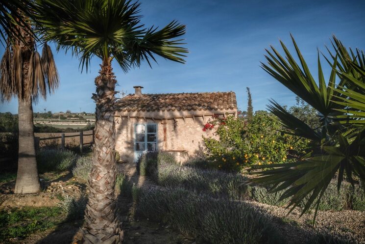 Una de las casitas de Red Carpet donde dormimos durante  la residencia, en el proceso de grabación del disco.