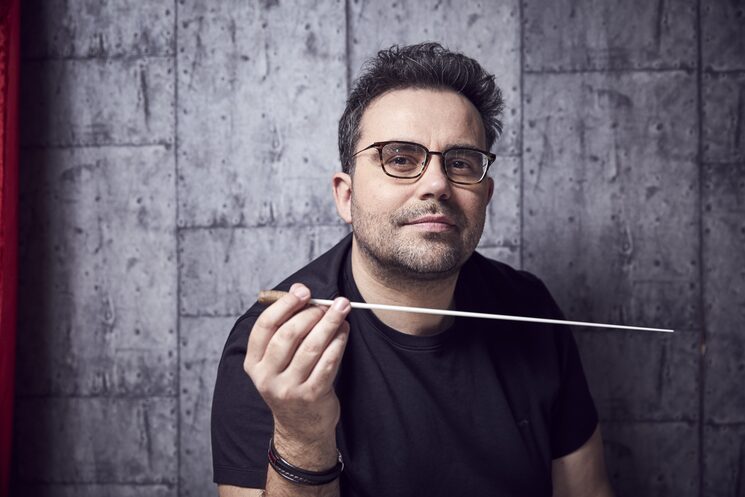Manuel Tévar, director