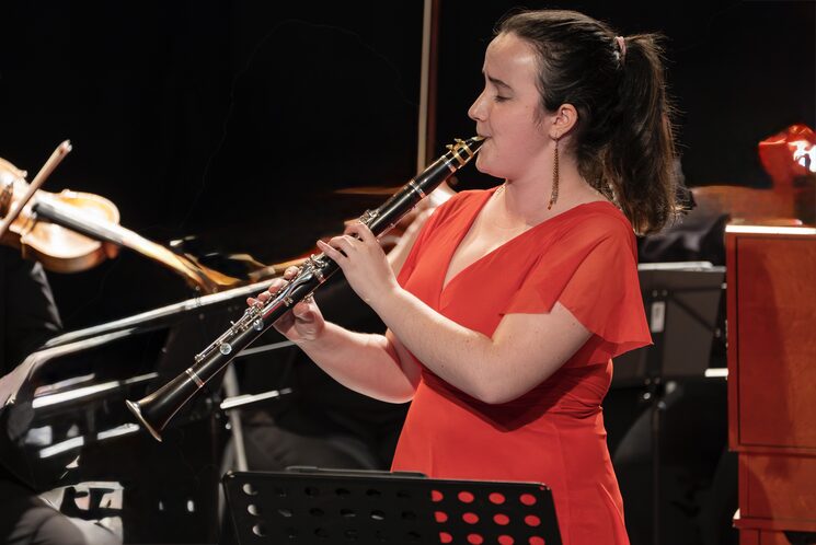 Irene Ces, clarinete