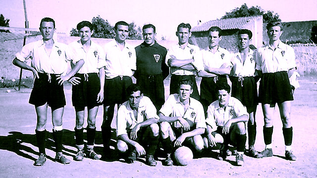 El Foghetecaz / Vila-real del curs 49-50 © Arxiu històric del Vila-real CF