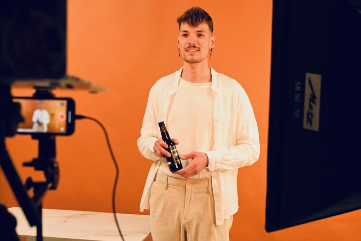 Accés al tast digital.