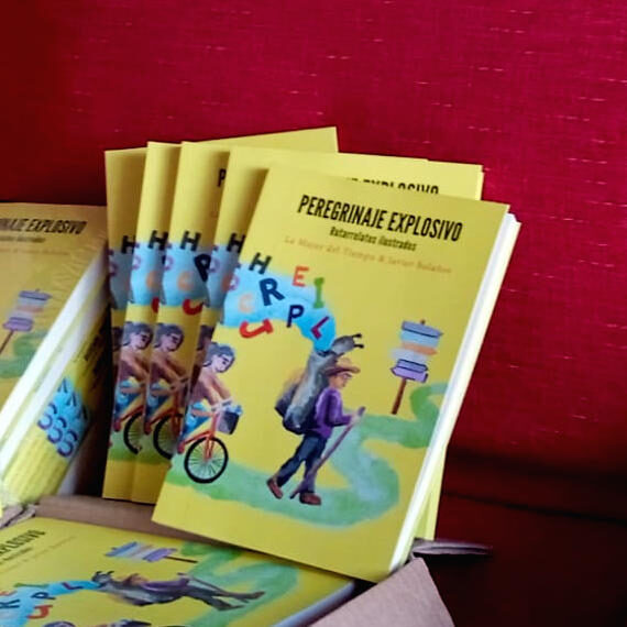 Cerrad los ojos e imaginad el olor del papel, el sonido de las páginas al pasar y la promesa caminos, bicicletas y miradas que se esconde tras la portada.