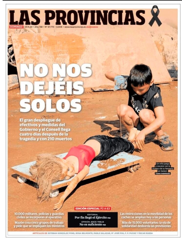 Portada de un diario local en la que aparece un alumno del colegio Fernando Baixauli Chornet, de Sedaví (Valencia)