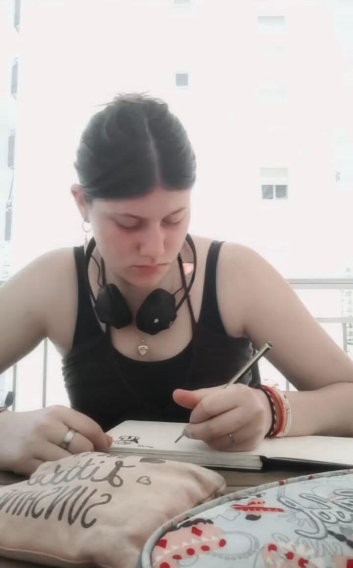 Leyre B.S.: @sparkle_bs_28