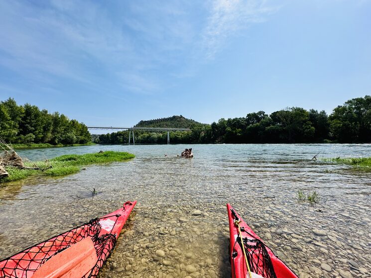 Un dels paratges que us ensenyaré si adquiriu la recompensa que inclou lo disc i la ruta en caiac. Hau de conèixer lo riu des de dins!