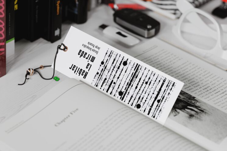 Marcapáginas exclusivo creado por el autor