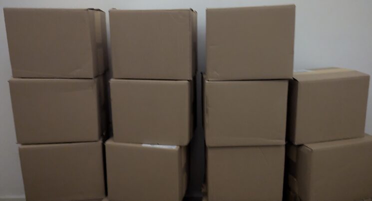 Parte de las 20 cajas