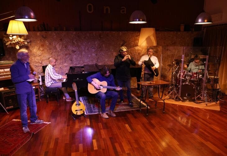 SedaÇ amb el Mestre Biel Majoral, recitant un poema de Blai Bonet.