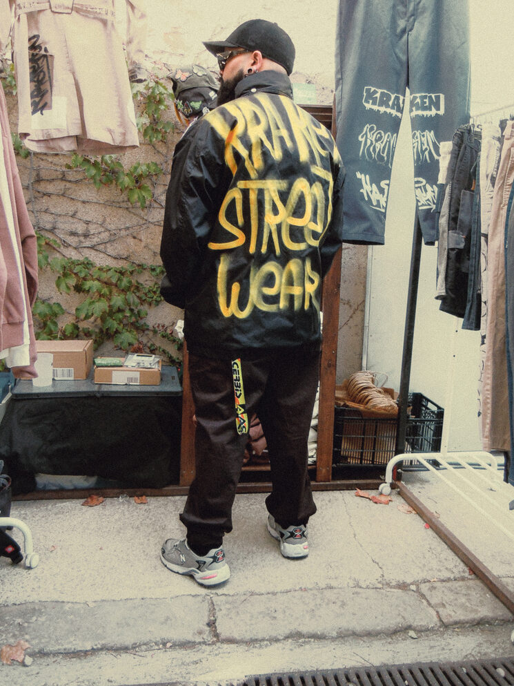 Nosotros conservamos su historia con nostalgia callejera