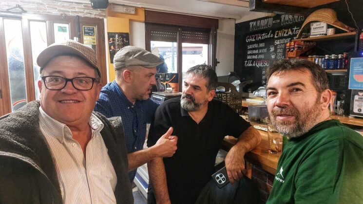 Txema, Miguél, Zubi y Arturo