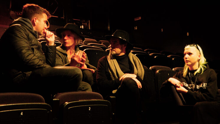 Reunión de Esperanza Films en Teatro del Barrio