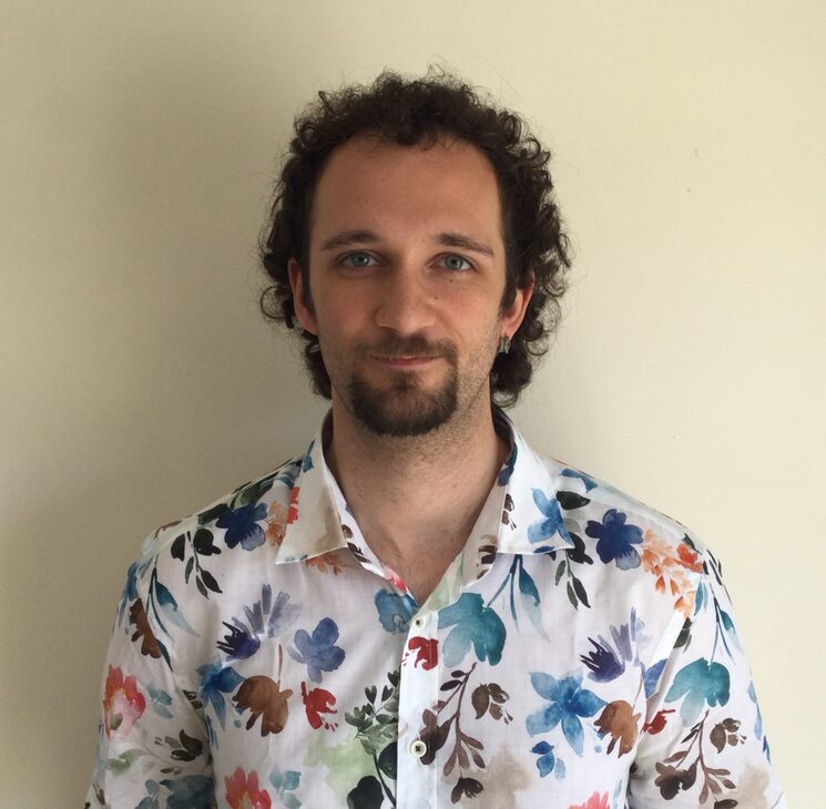 Eric Navarro, quien se ha encargado de poner voz a Mío en catalán. 