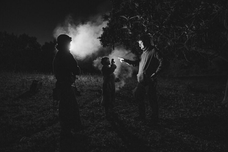 De izquierda a derecha: Florencia Castiñeira, 1AD, Unai Ibáñez (Tomeu) y Jeroni Puigros (Director y director de fotografía), momentos previos al rodaje.