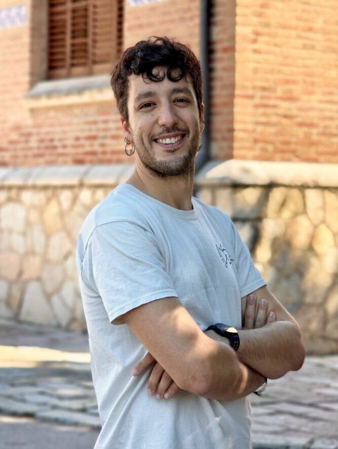 Martí Llaurador Coll Psicólogo investigador. Intento divulgar ciencia y soy el redactor de la sección "La neurociencia detrás de...".