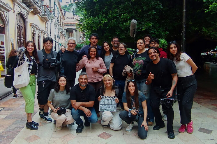 Parte del equipo de México en el Jardín de la Unión de Guanajuato 