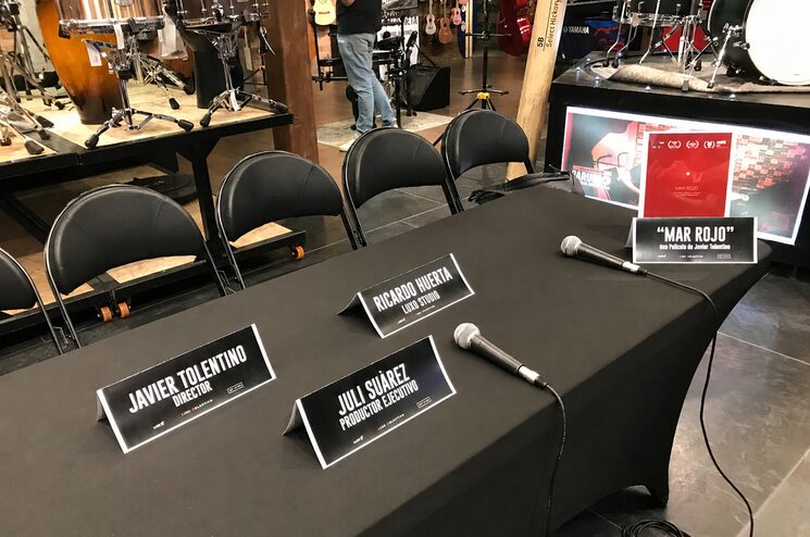 Mesa de la rueda de prensa que se realizó en la ciudad de León, estado de Guanajuato, México