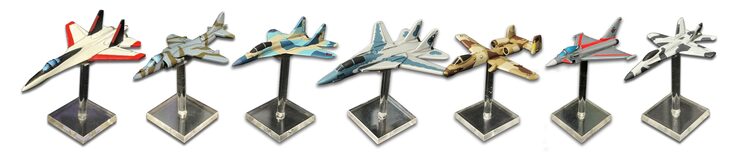 Miniaturas pintadas a mano por el estudio Last Bullet Games