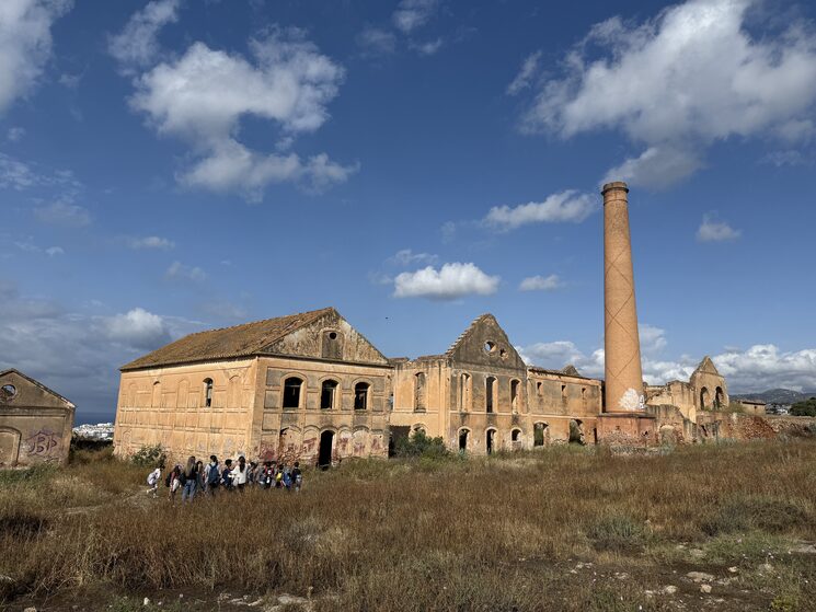 School excursion to the fabrica